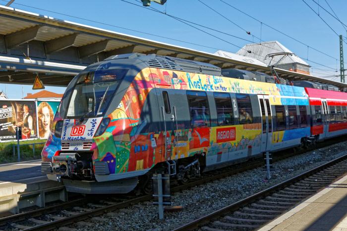 S-Bahn Rostock - BR 442 - Sonderlackierung