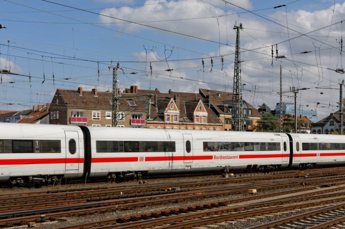 ICE 2 : Bordrestaurant