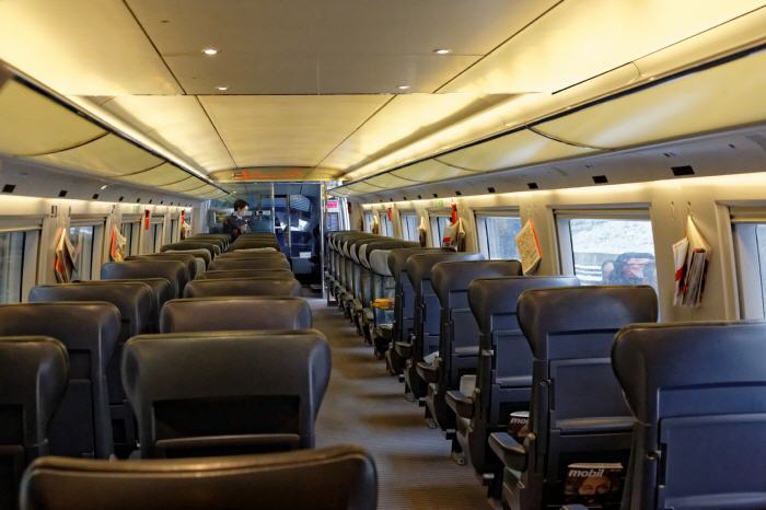 ICE 3 : Großraum 1. Klasse